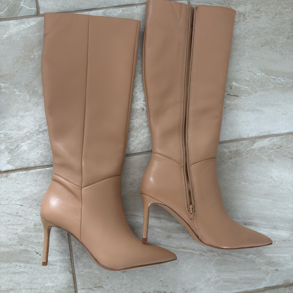 Elegant Aldo Tan Knee-High Women's Boots